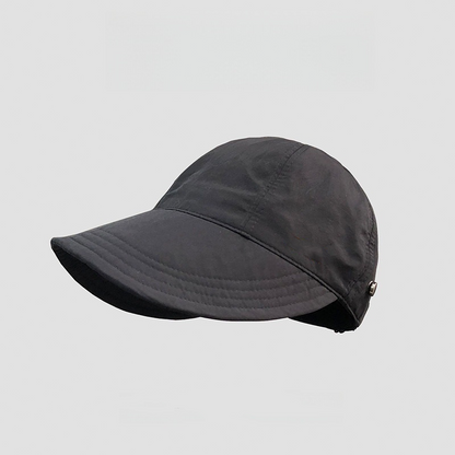 ☀️ 50 % RABATT JUST NU! 👒 Solhatt med öppning för hästsvans – lätt, luftig och med UPF 50+ samt justerbar passform. Perfekt för löpning, stranden och alla utomhusaktiviteter.