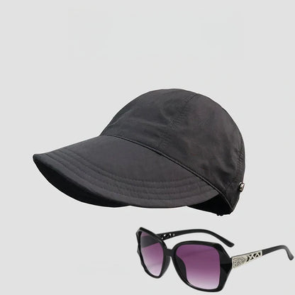 ☀️ 50 % RABATT JUST NU! 👒 Solhatt med öppning för hästsvans – lätt, luftig och med UPF 50+ samt justerbar passform. Perfekt för löpning, stranden och alla utomhusaktiviteter.
